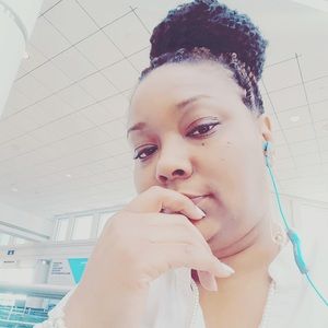 Meet your Posher, Syreeta